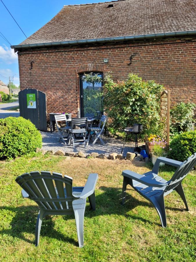 Studio Bienvenue Du Cote De Chez Nous Avec Jardin Privatif Wignehies Eksteriør billede
