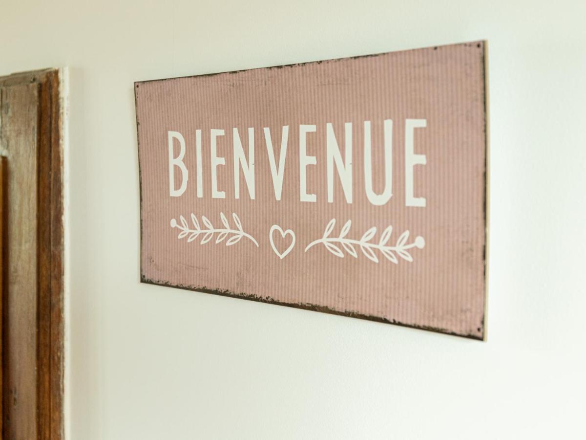 Studio Bienvenue Du Cote De Chez Nous Avec Jardin Privatif Wignehies Eksteriør billede